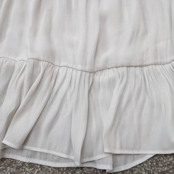 (2/$25) Forever 21 cold shoulder bell sleeve flowy cami top white - Picture 4 of 14